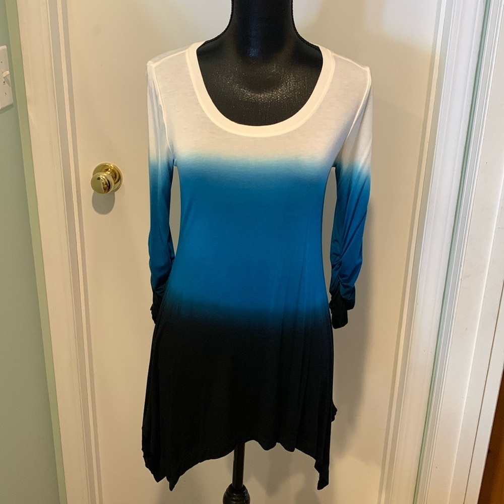 Grace Elements tunic length lightweight top. GUC. Sz XS.